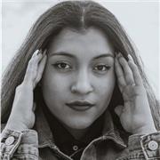 Persona trabajadora con energía y ganas de querer enseñar a niños, se me da muy bien la lengua, ortografía , sintaxis, etc. Las matemáticas también las domino bastante bien. Niños hasta 4º ESO